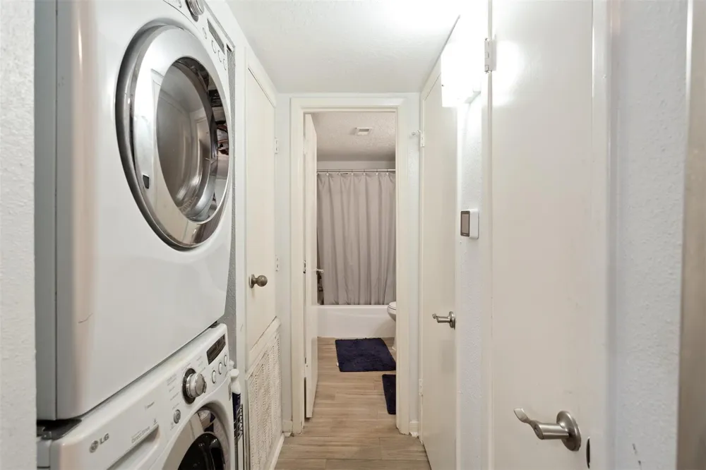 13026 Leader Street #951 Houston, TX 77072