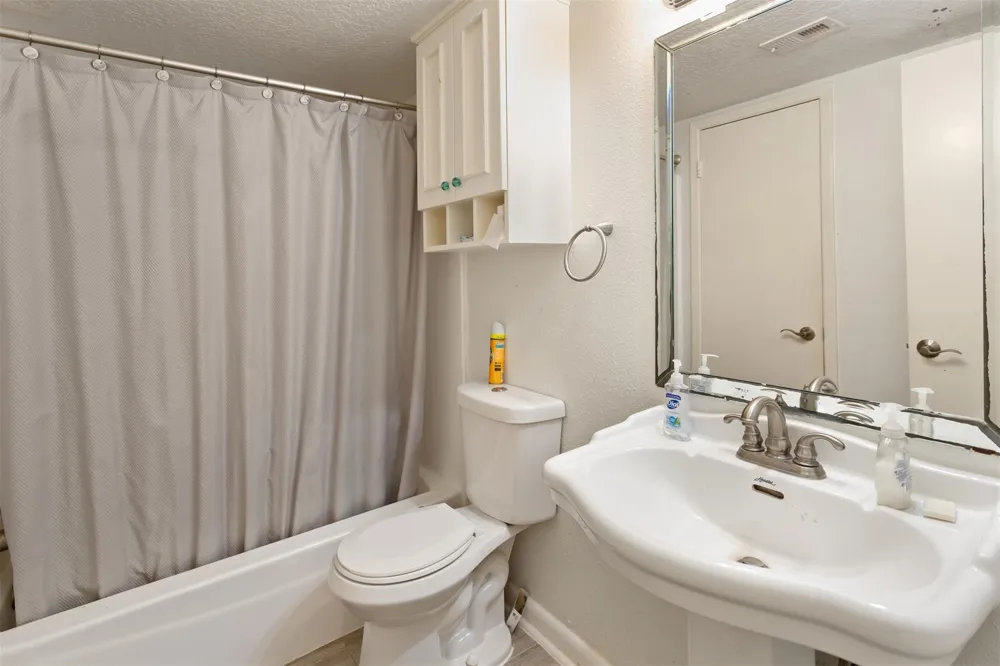 13026 Leader Street #951 Houston, TX 77072