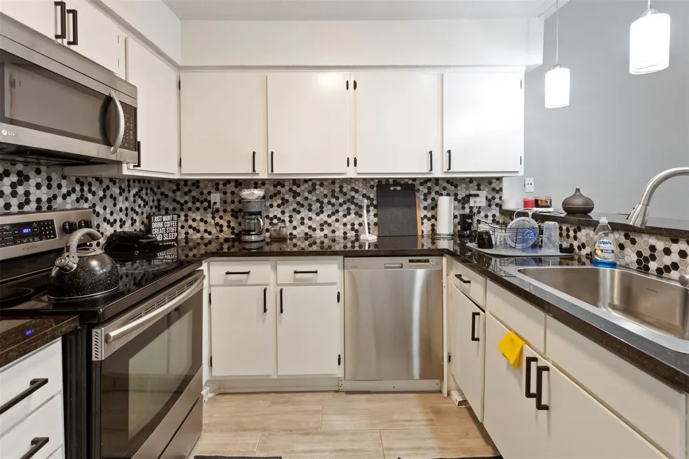13026 Leader Street #951 Houston, TX 77072