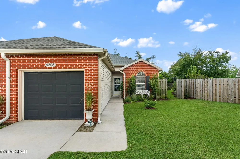 5208 Joshua Lane Panama City, FL 32404