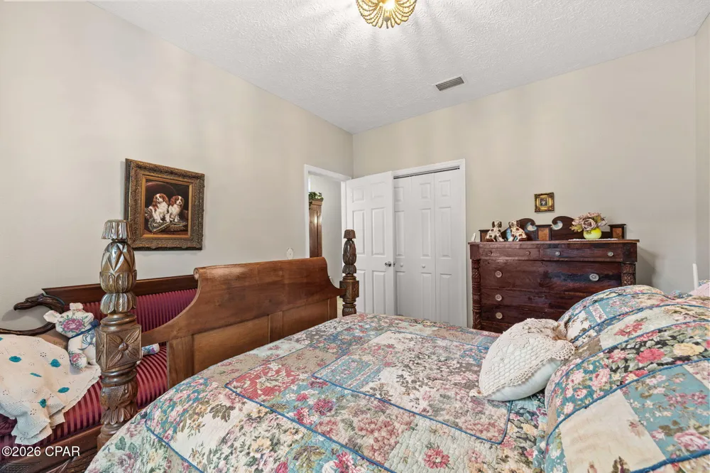 5208 Joshua Lane Panama City, FL 32404