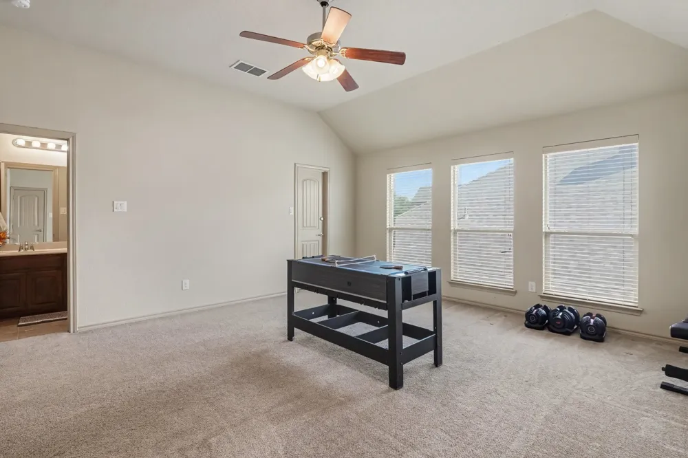 10041 Red Bluff Lane Fort Worth, TX 76177