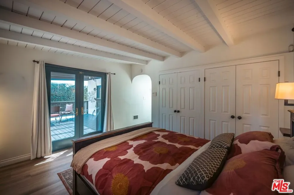 410 Crescent Heights Boulevard Los Angeles, CA 90048