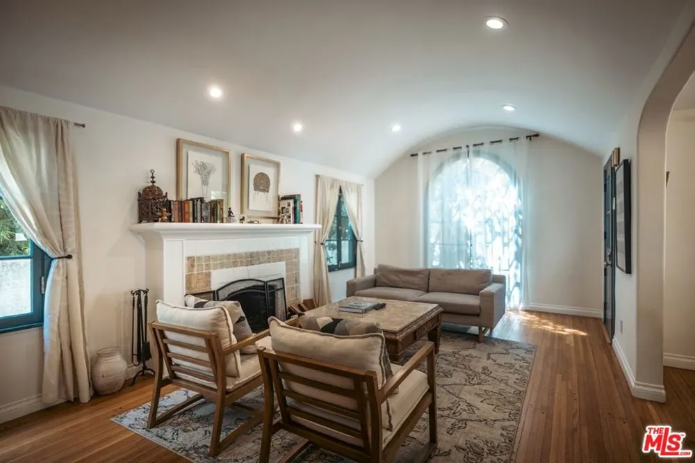 410 Crescent Heights Boulevard Los Angeles, CA 90048