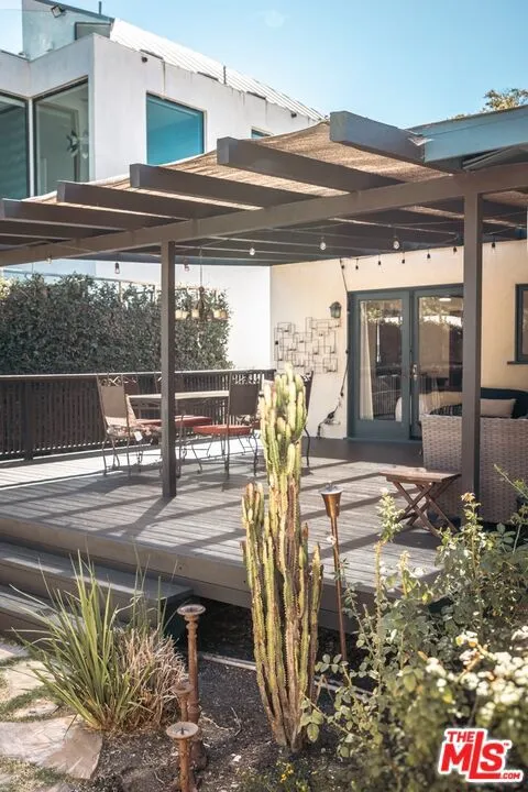 410 Crescent Heights Boulevard Los Angeles, CA 90048