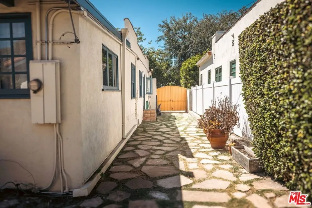410 Crescent Heights Boulevard Los Angeles, CA 90048