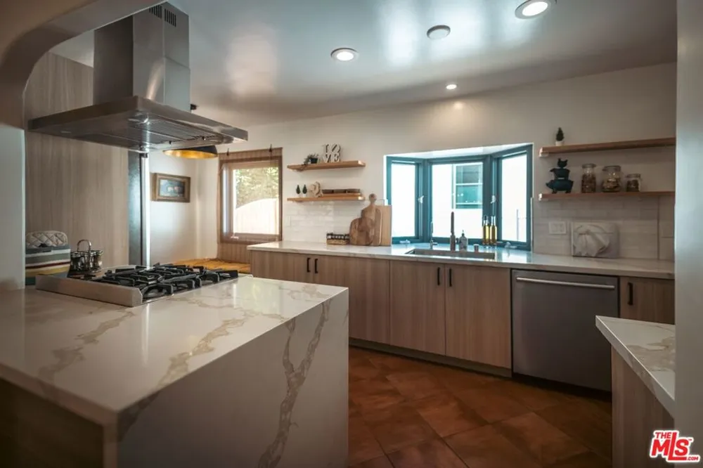 410 Crescent Heights Boulevard Los Angeles, CA 90048