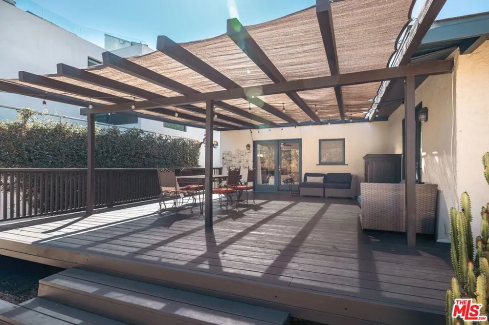 410 Crescent Heights Boulevard Los Angeles, CA 90048
