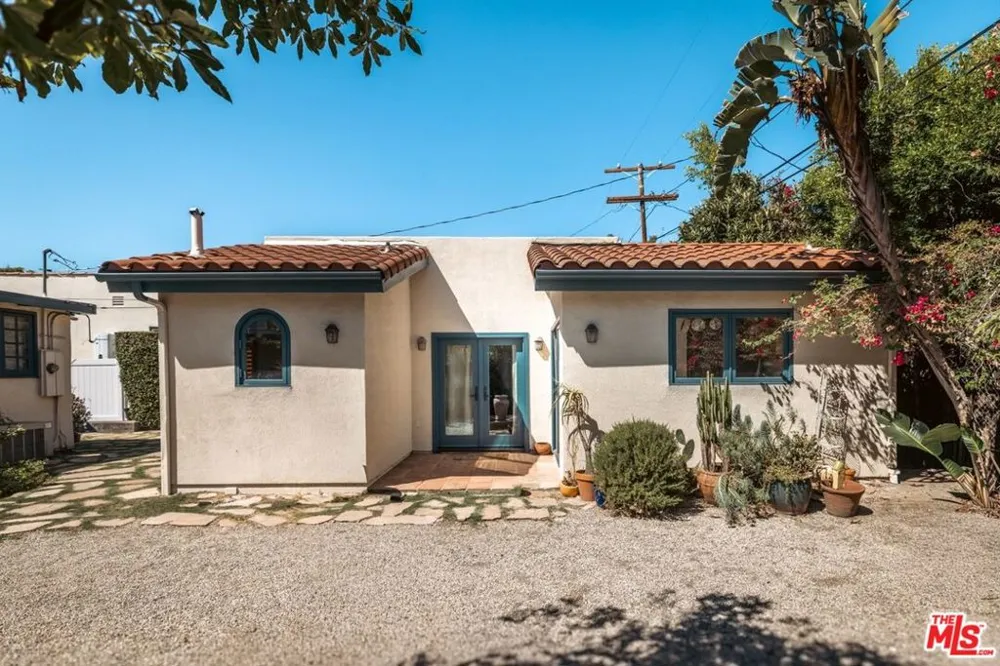 410 Crescent Heights Boulevard Los Angeles, CA 90048