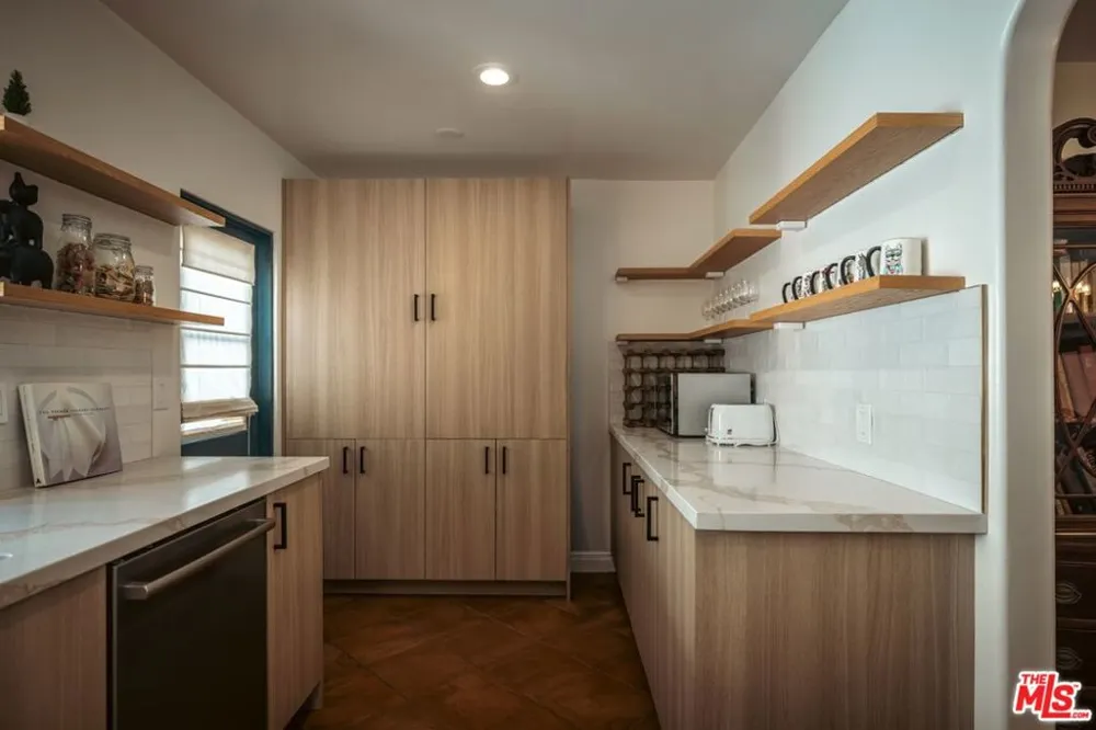 410 Crescent Heights Boulevard Los Angeles, CA 90048