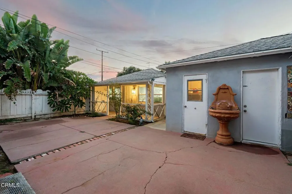 439 Deodar Avenue Oxnard, CA 93030