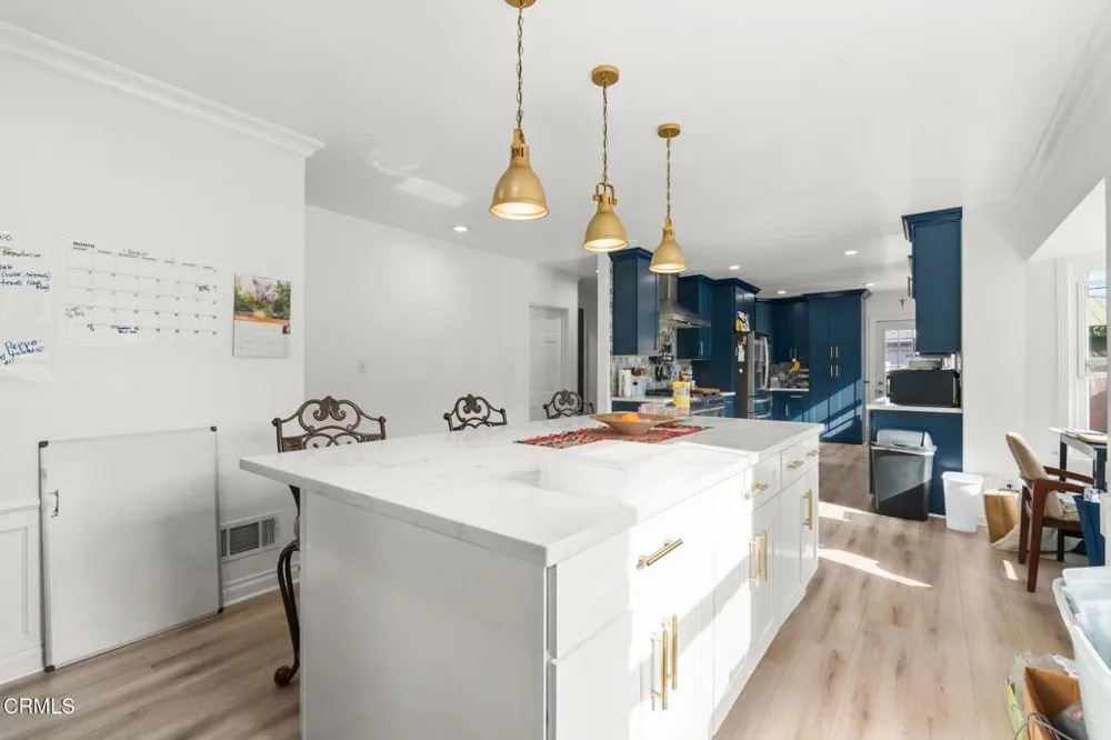 439 Deodar Avenue Oxnard, CA 93030