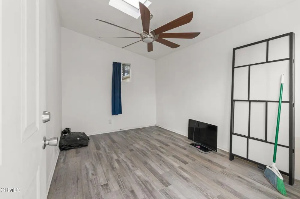 439 Deodar Avenue Oxnard, CA 93030