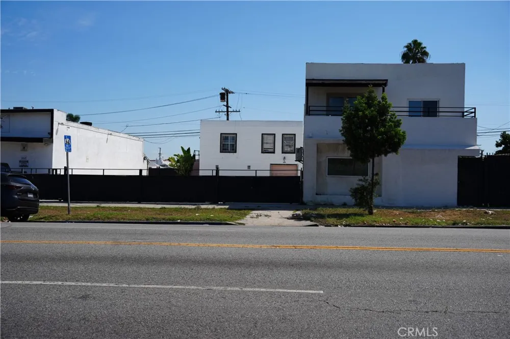 7506 S Western ave  Los Angeles Other, CA 90047