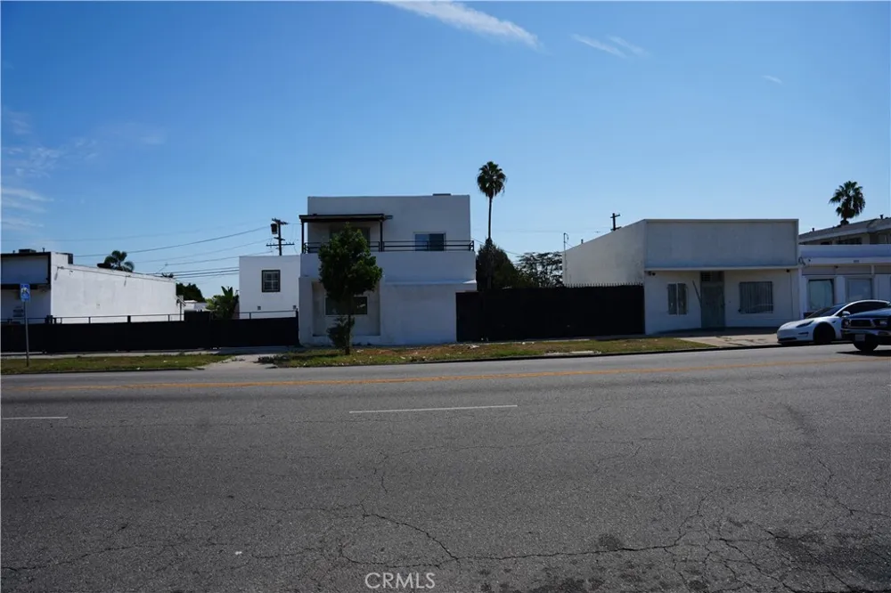 7506 S Western ave  Los Angeles Other, CA 90047