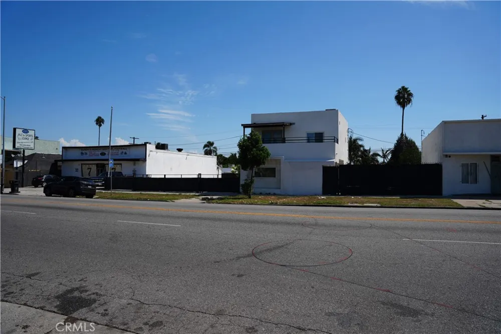 7506 S Western ave  Los Angeles Other, CA 90047