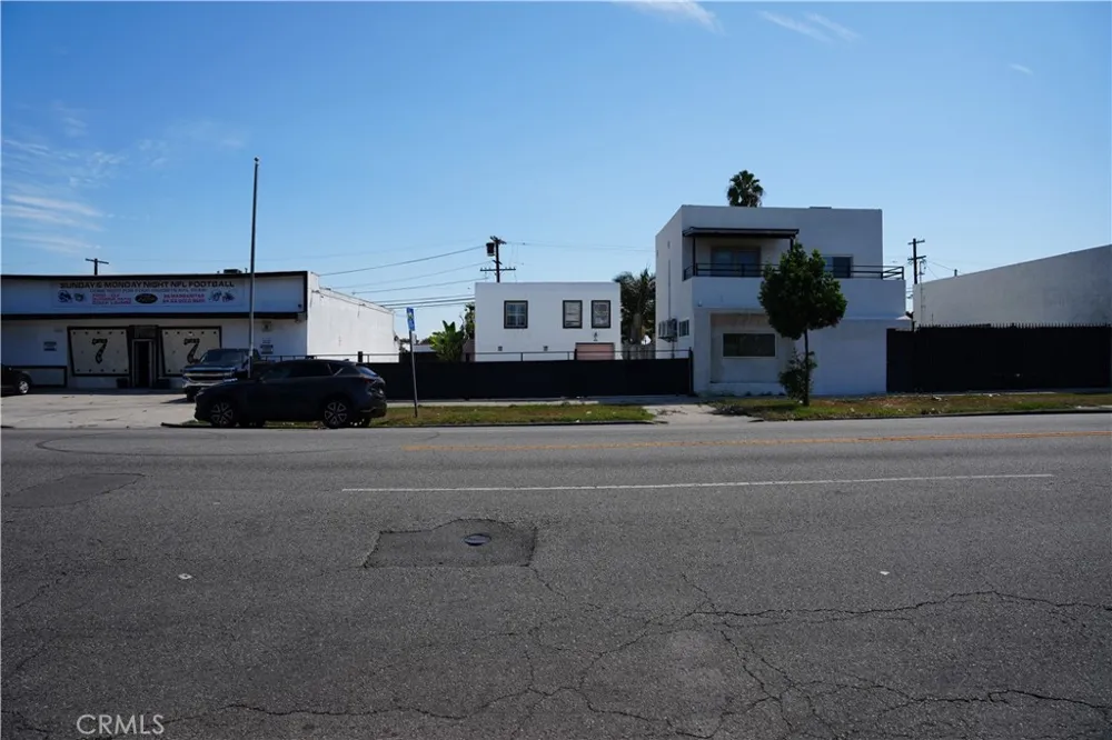 7506 S Western ave  Los Angeles Other, CA 90047