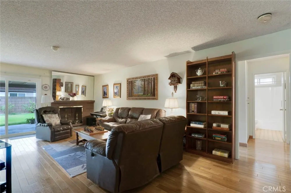 831 Redlen Avenue Whittier, CA 90601