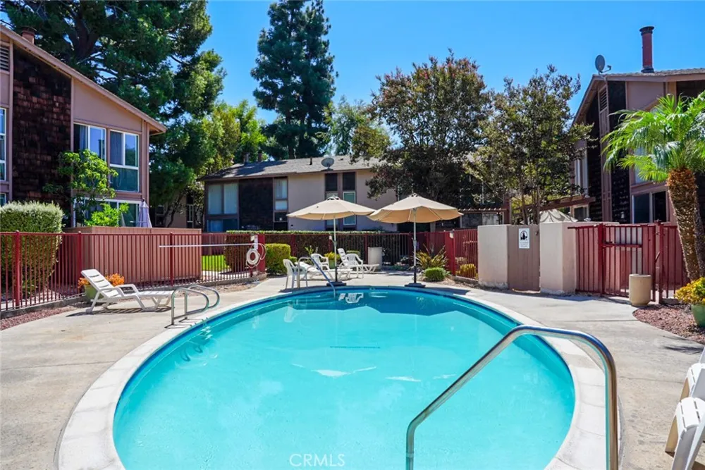 1098 Cabrillo Park #B Santa Ana, CA 92701