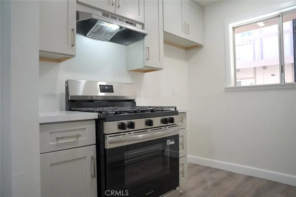 1098 Cabrillo Park #B Santa Ana, CA 92701