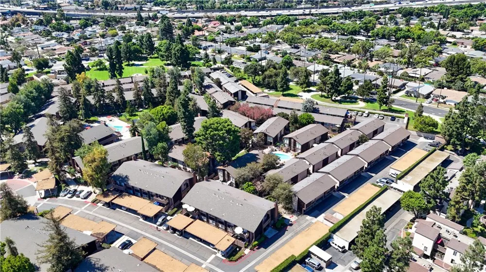 1098 Cabrillo Park #B Santa Ana, CA 92701