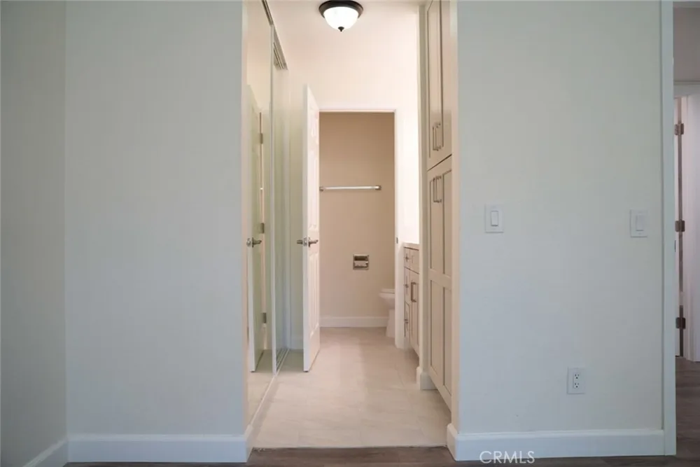 1098 Cabrillo Park #B Santa Ana, CA 92701