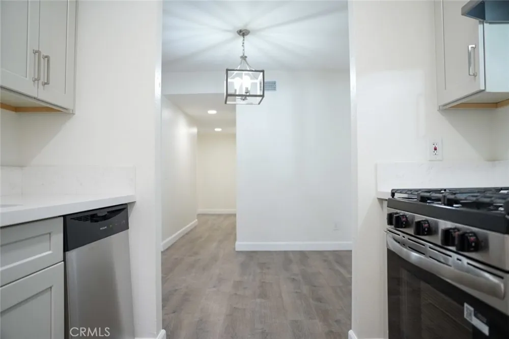 1098 Cabrillo Park #B Santa Ana, CA 92701