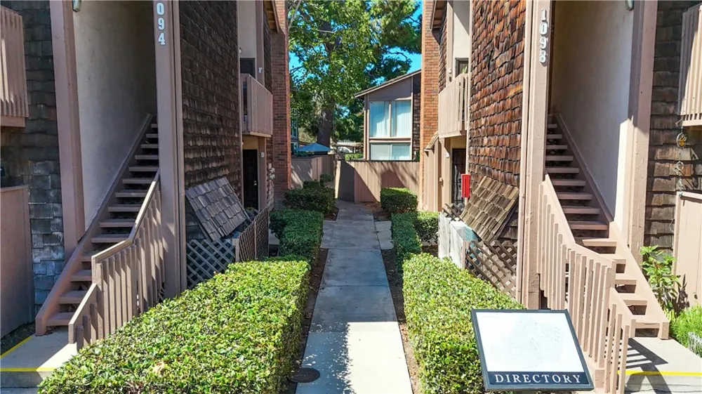 1098 Cabrillo Park #B Santa Ana, CA 92701