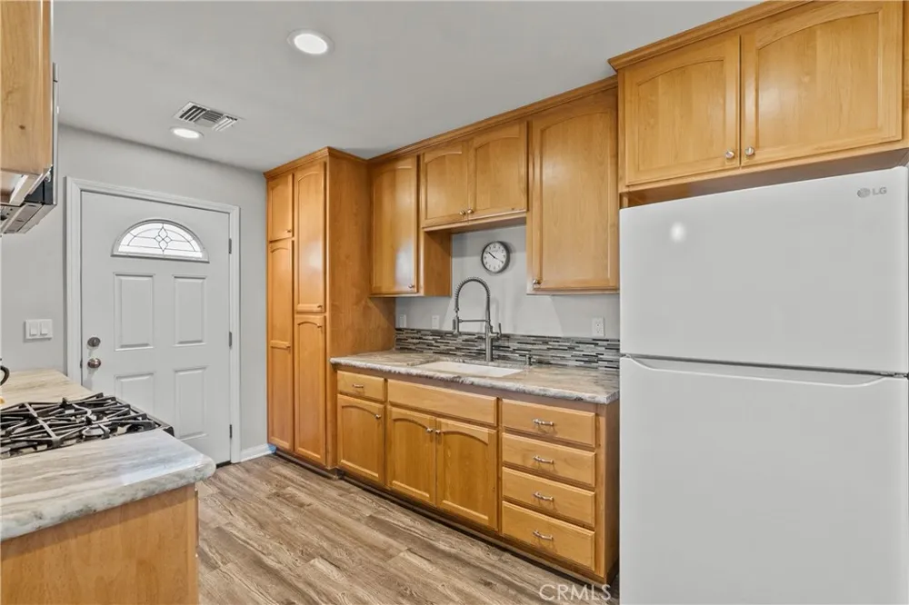 3115 Glad Way Lancaster, CA 93536