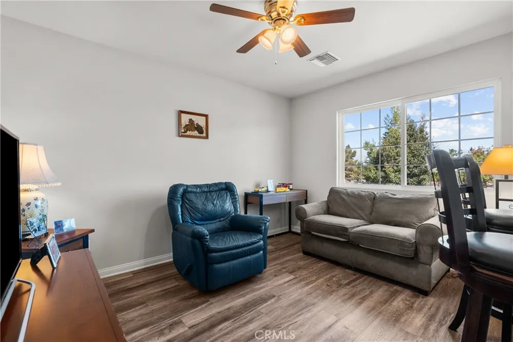 3115 Glad Way Lancaster, CA 93536