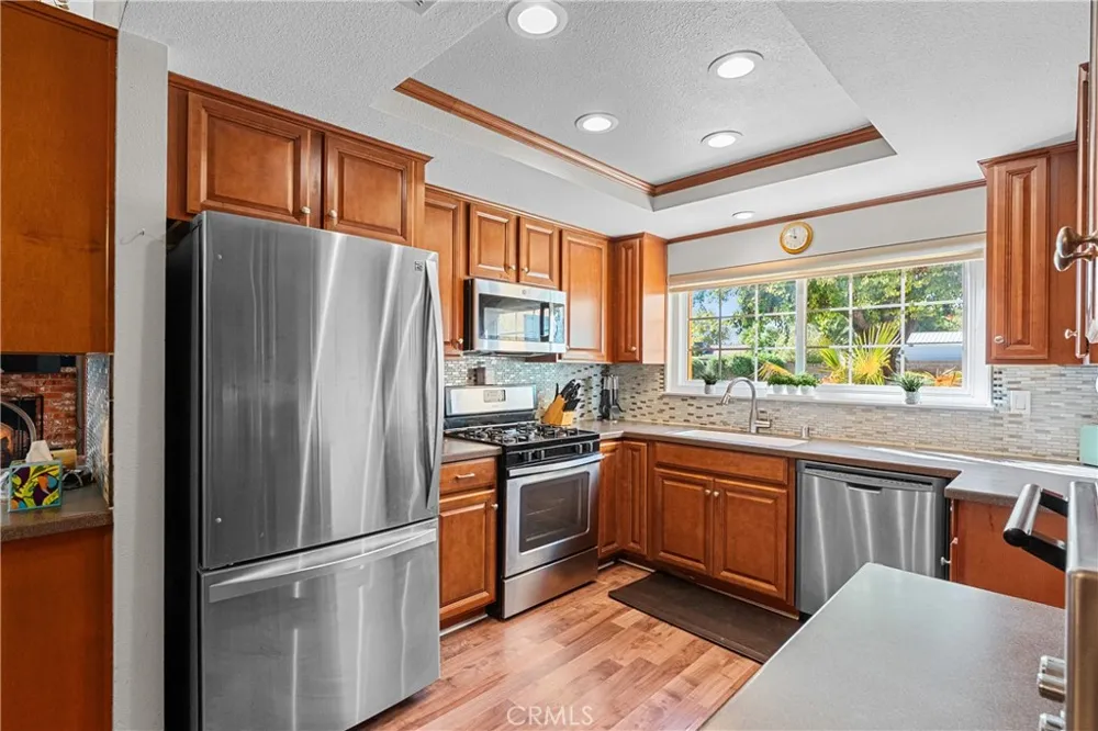 3115 Glad Way Lancaster, CA 93536