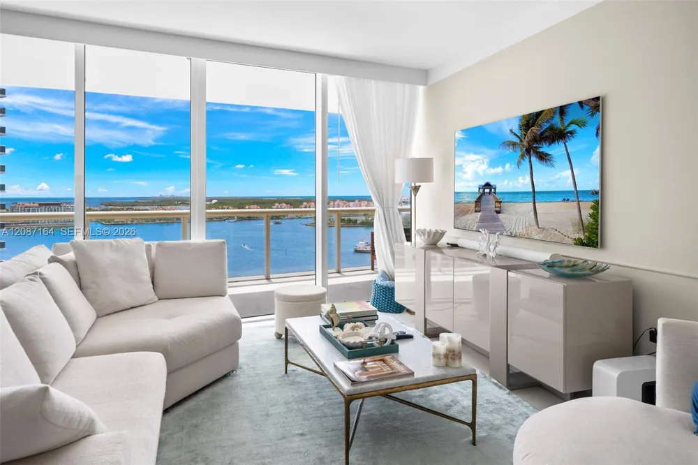 450 Alton Rd #2105 Miami Beach, FL 33139