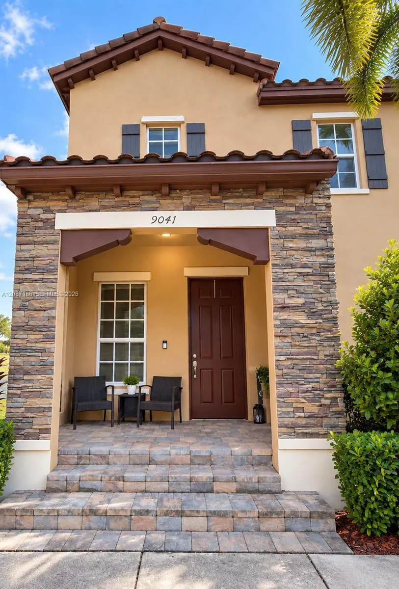9041 SW 169th Path Miami, FL 33196
