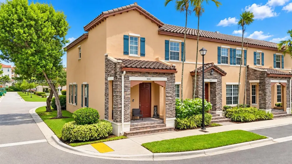 9041 SW 169th Path Miami, FL 33196