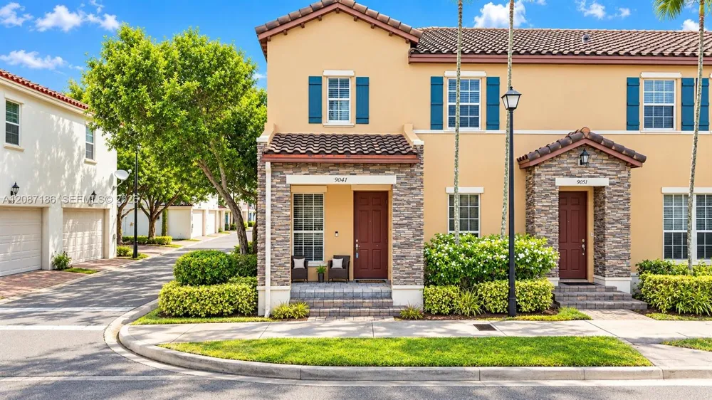 9041 SW 169th Path Miami, FL 33196