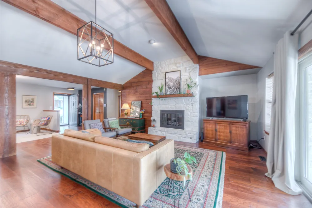 2526 W 68th Street Tulsa, OK 74132