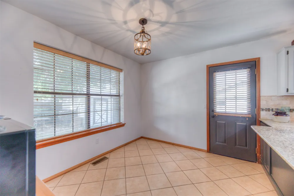2526 W 68th Street Tulsa, OK 74132