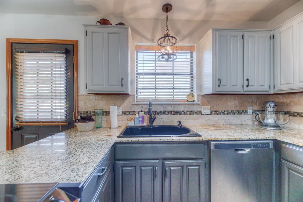 2526 W 68th Street Tulsa, OK 74132