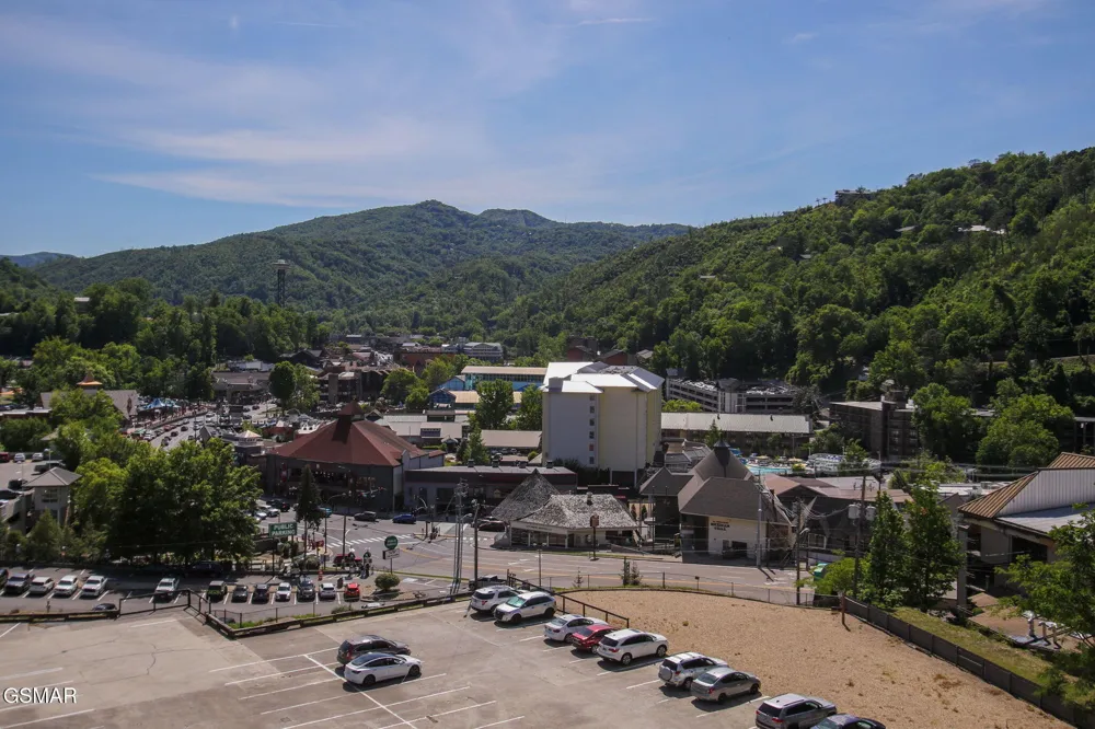 102 Baskins Creek Bypass #306 Gatlinburg, TN 37738