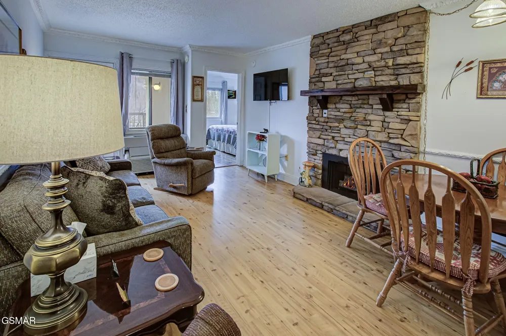 102 Baskins Creek Bypass #306 Gatlinburg, TN 37738