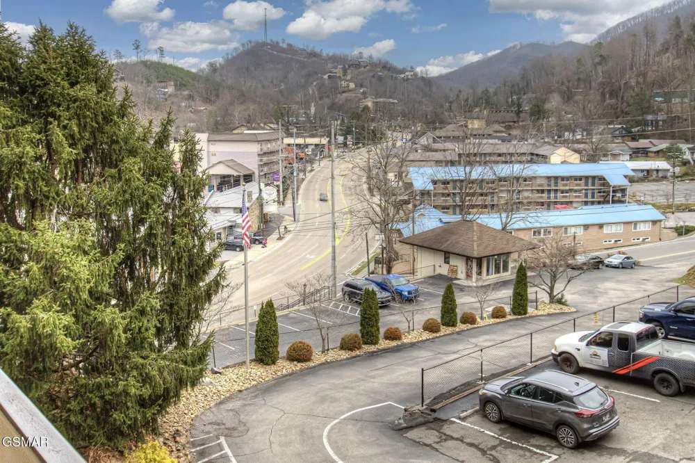 102 Baskins Creek Bypass #306 Gatlinburg, TN 37738