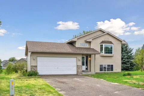 507 Glen Oaks Circle