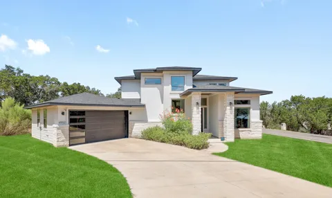 4902 Country Club Drive