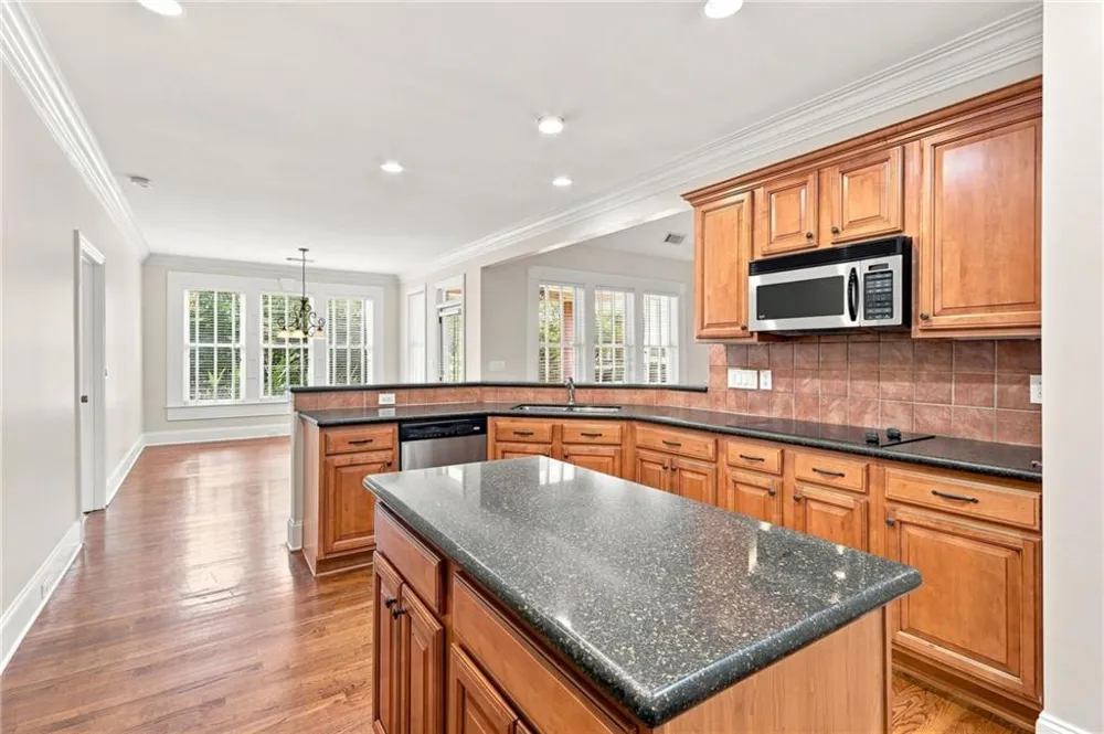 925 Windsor Place Circle Grayson, GA 30017
