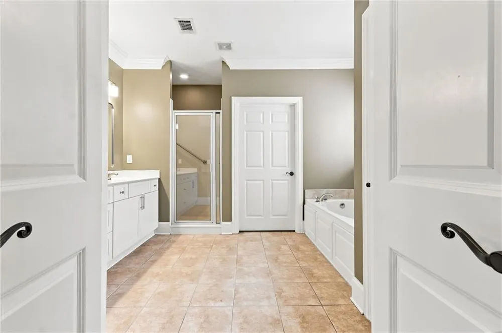 925 Windsor Place Circle Grayson, GA 30017