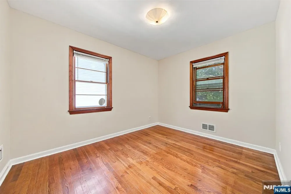53 Payne Avenue Midland Park, NJ 07432