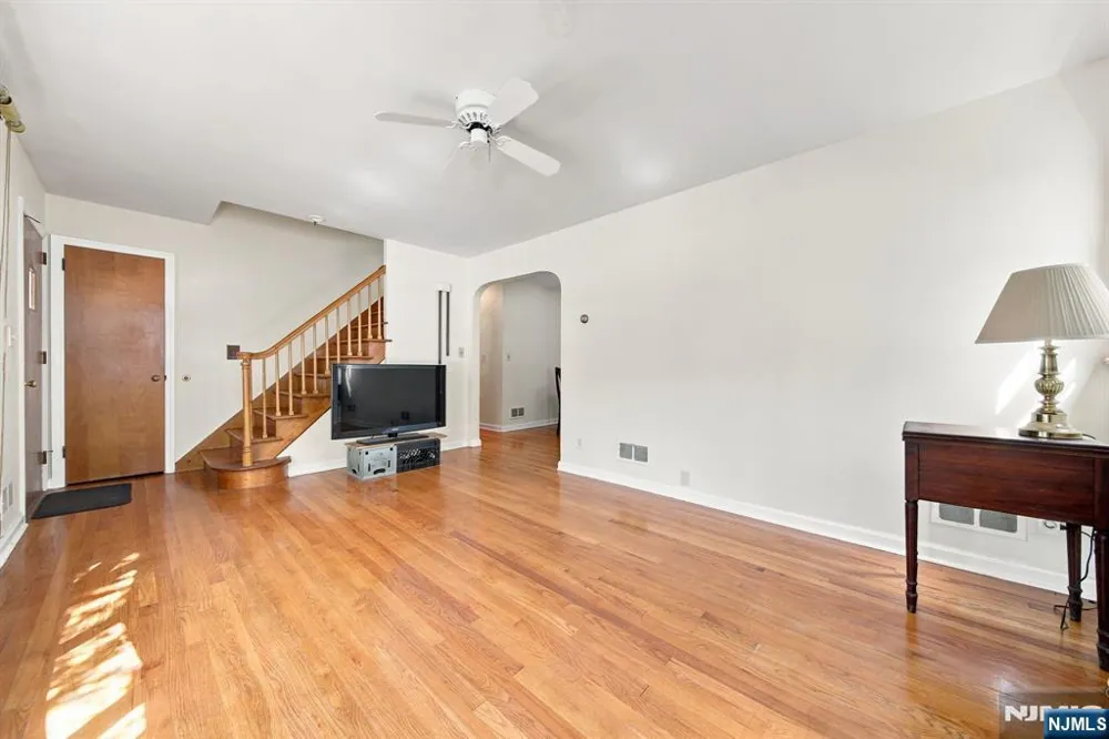 53 Payne Avenue Midland Park, NJ 07432
