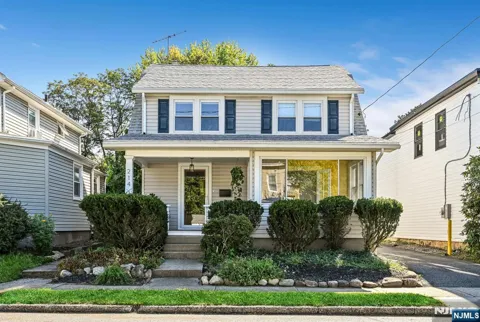 214 Paterson Avenue