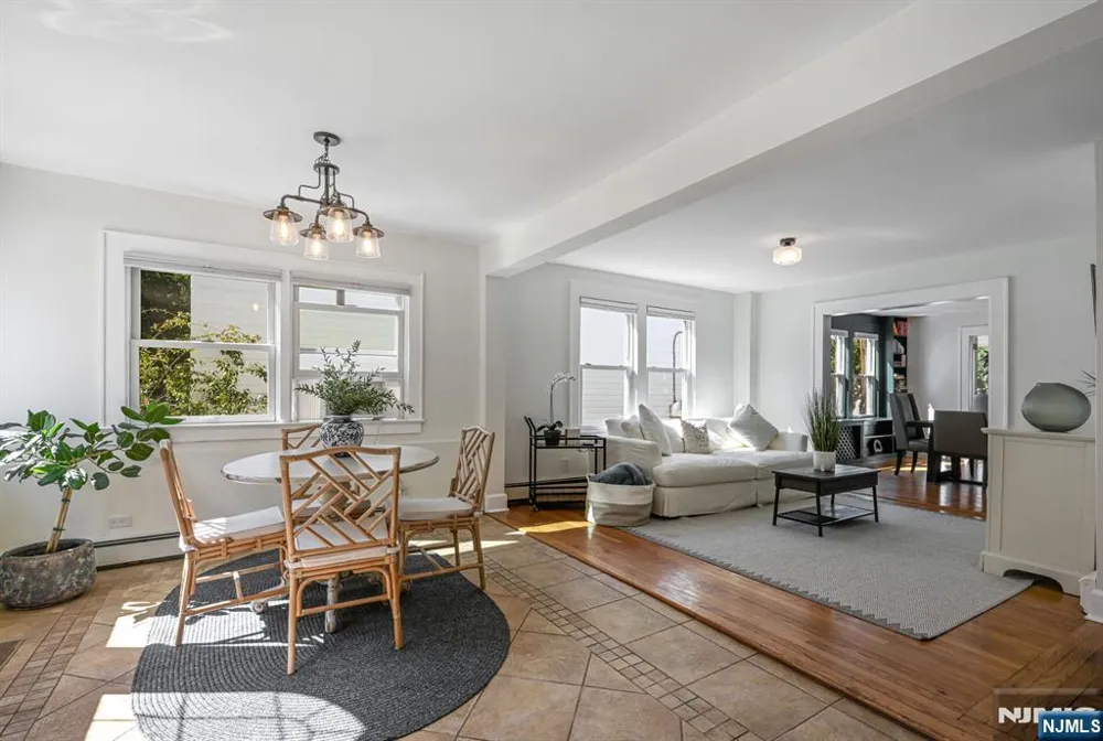 214 Paterson Avenue Midland Park, NJ 07432