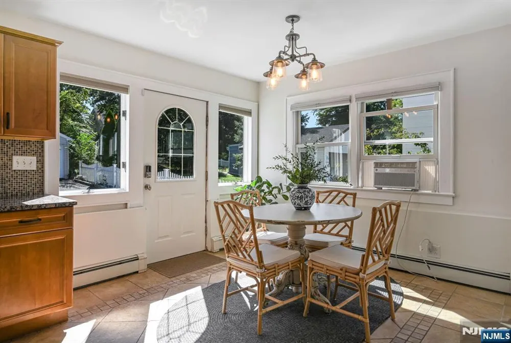 214 Paterson Avenue Midland Park, NJ 07432